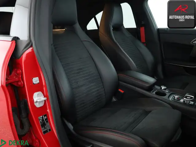 Mercedes-Benz Cla view 11