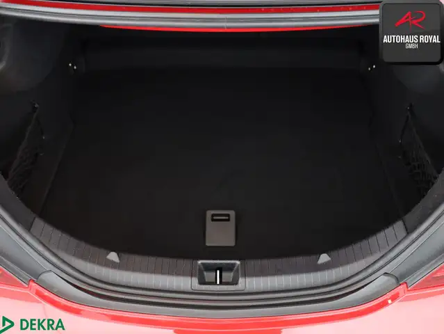 Mercedes-Benz Cla view 13
