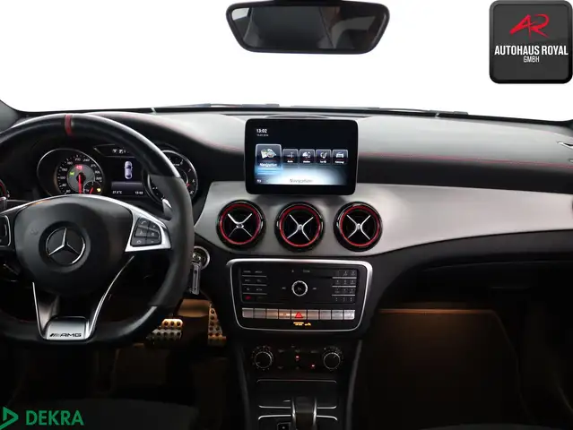 Mercedes-Benz Cla view 9