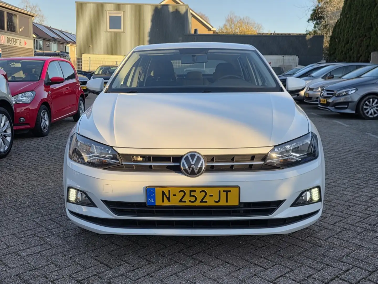 Volkswagen Polo 1.0 TSI Comfortline, navigatie, Apple carplay/andr Weiß - 2