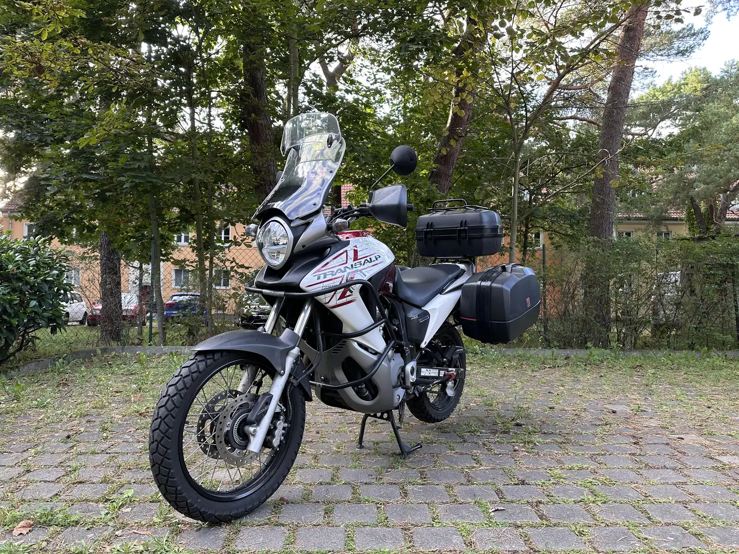 Honda Transalp 700 / 16k km / TÜV neu / Sehr viele Extras Roşu - 1