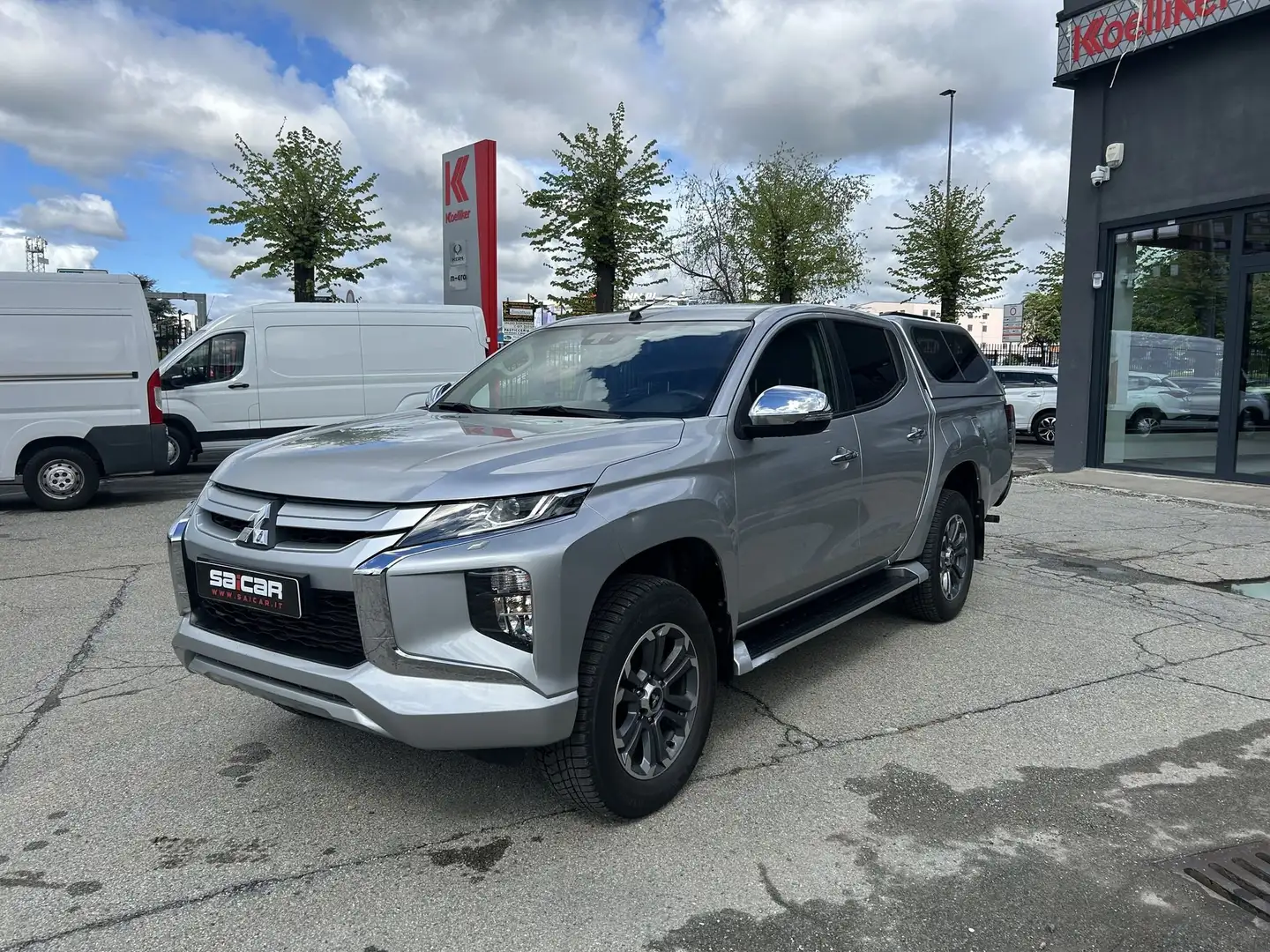 Mitsubishi L200 2.3 D Double Cab 4x4 Super Select Intense - 1