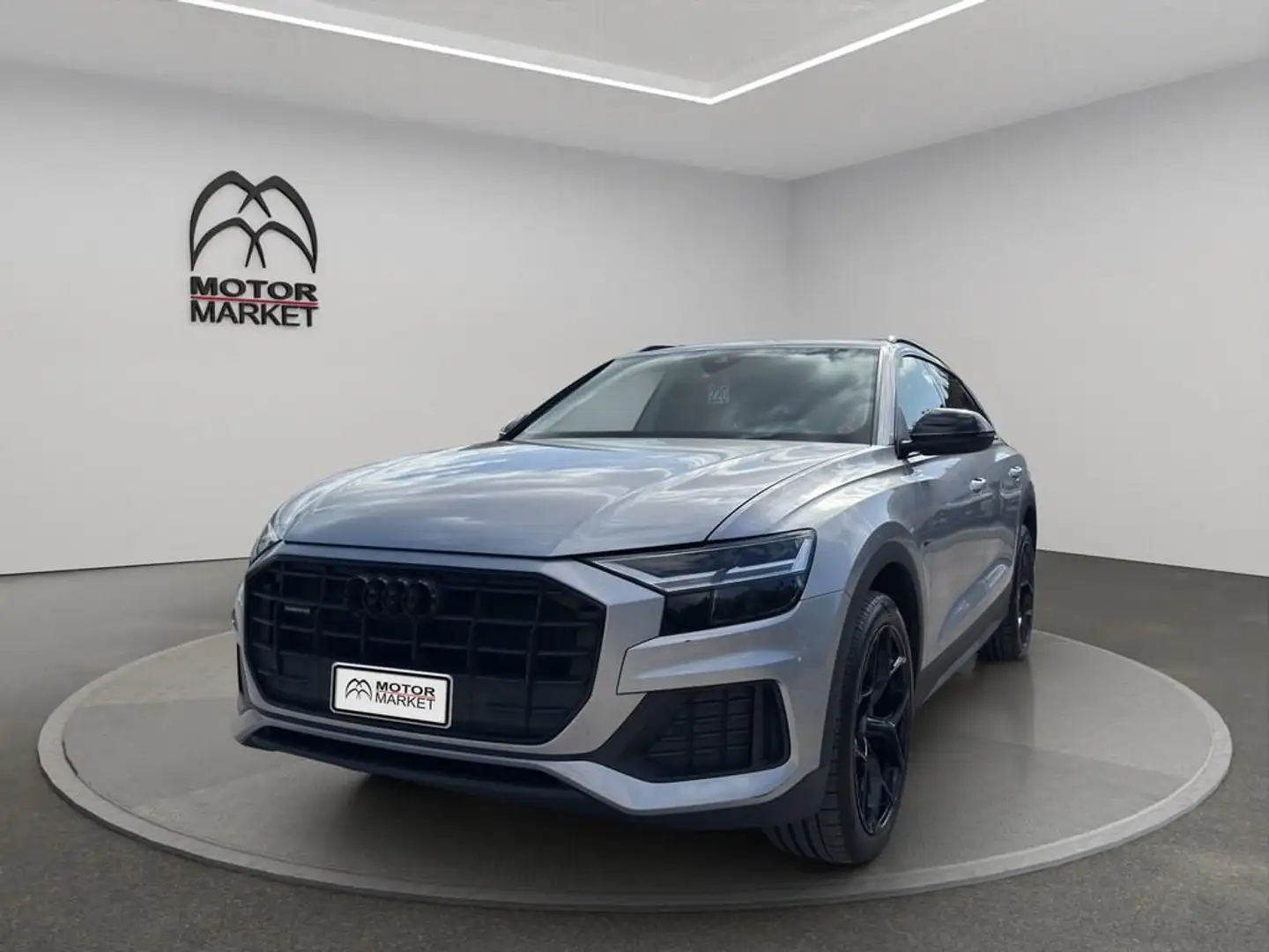 Audi Q8 45 3.0 tdi mhev quattro tiptronic Grau - 1