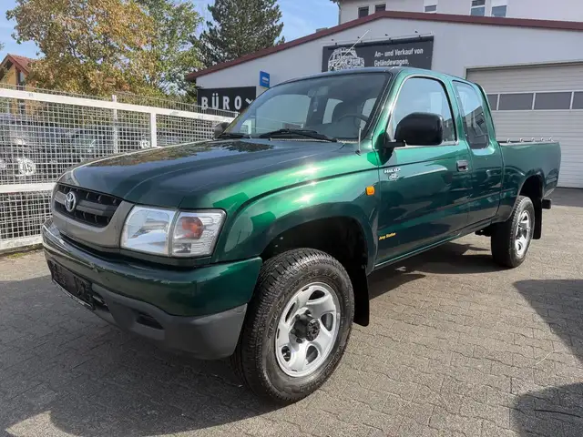 Toyota Hilux X-tra Cab