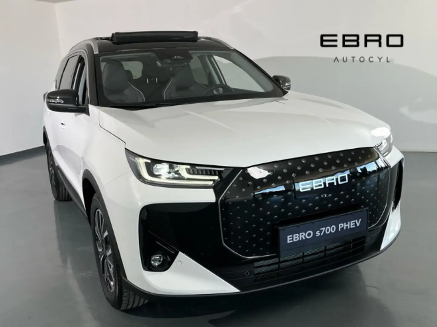 Ebro s700 1.5 TGDI PHEV Luxury E-CVT Blanco - 1