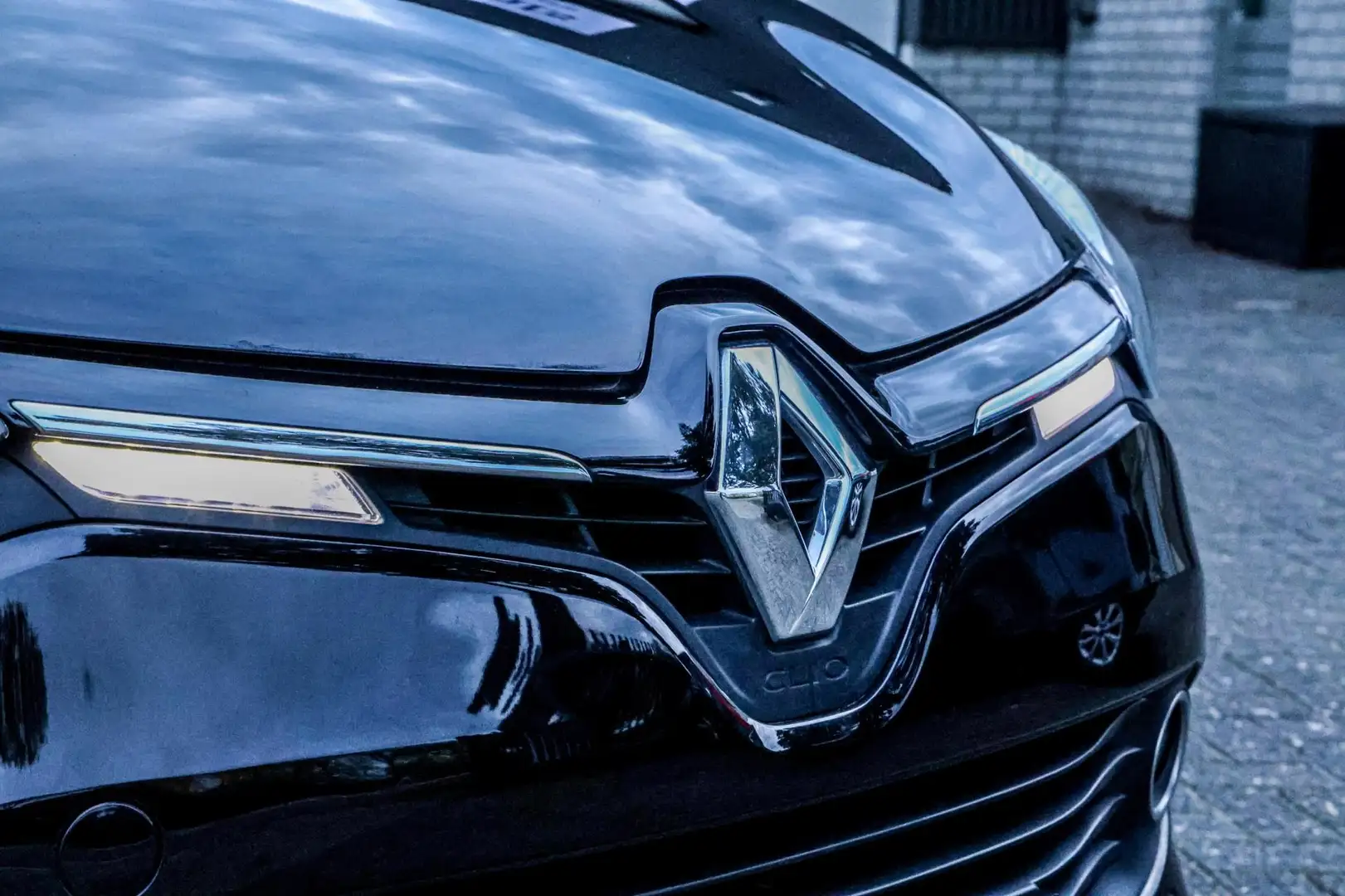 Renault Clio 1.2 16V Nwe Riem Nwe apk Cruise Navi Bluetooth Noir - 2