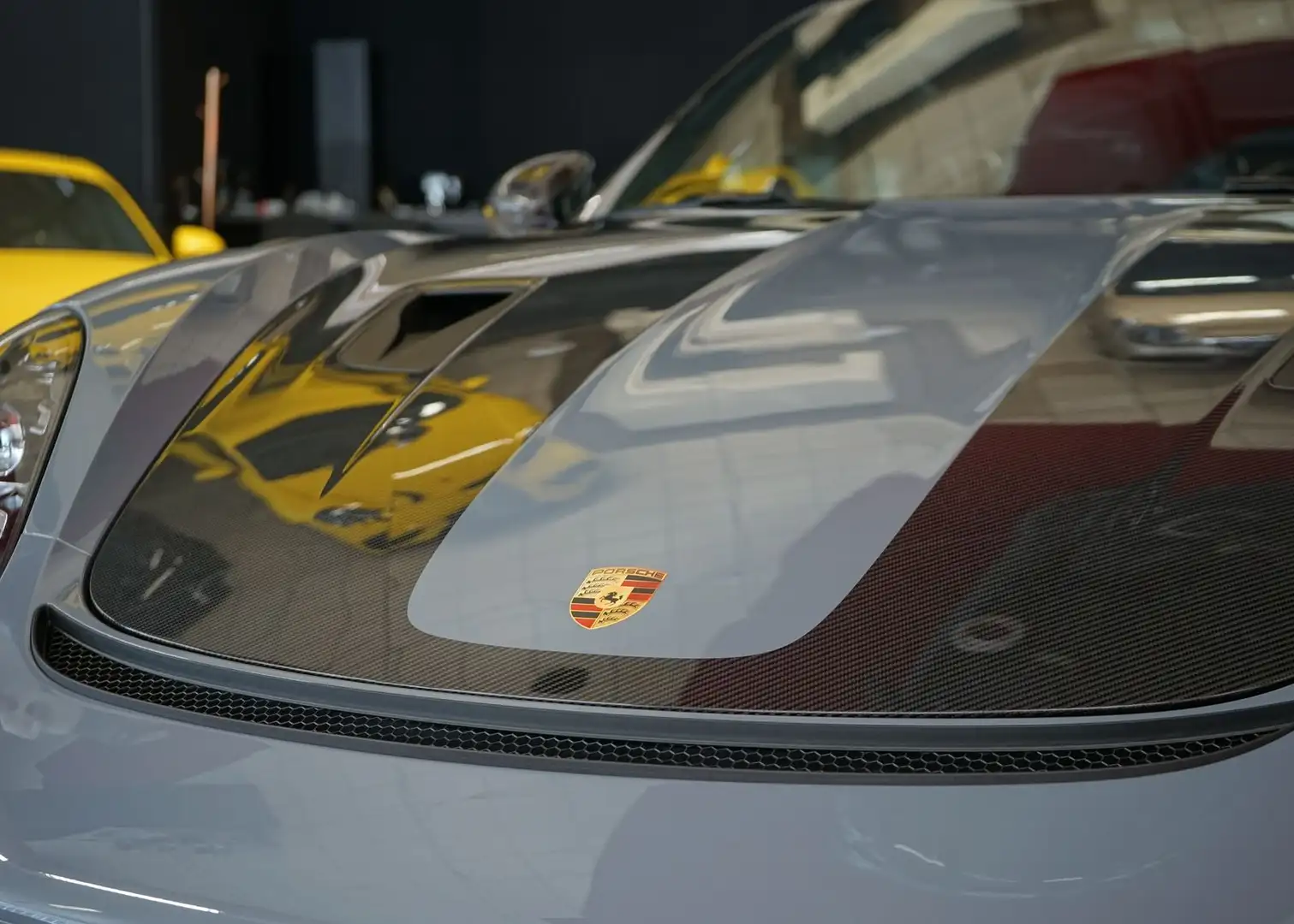 Porsche Boxster 718 Spyder RS Weisach Carbon Schalensitz Šedá - 2