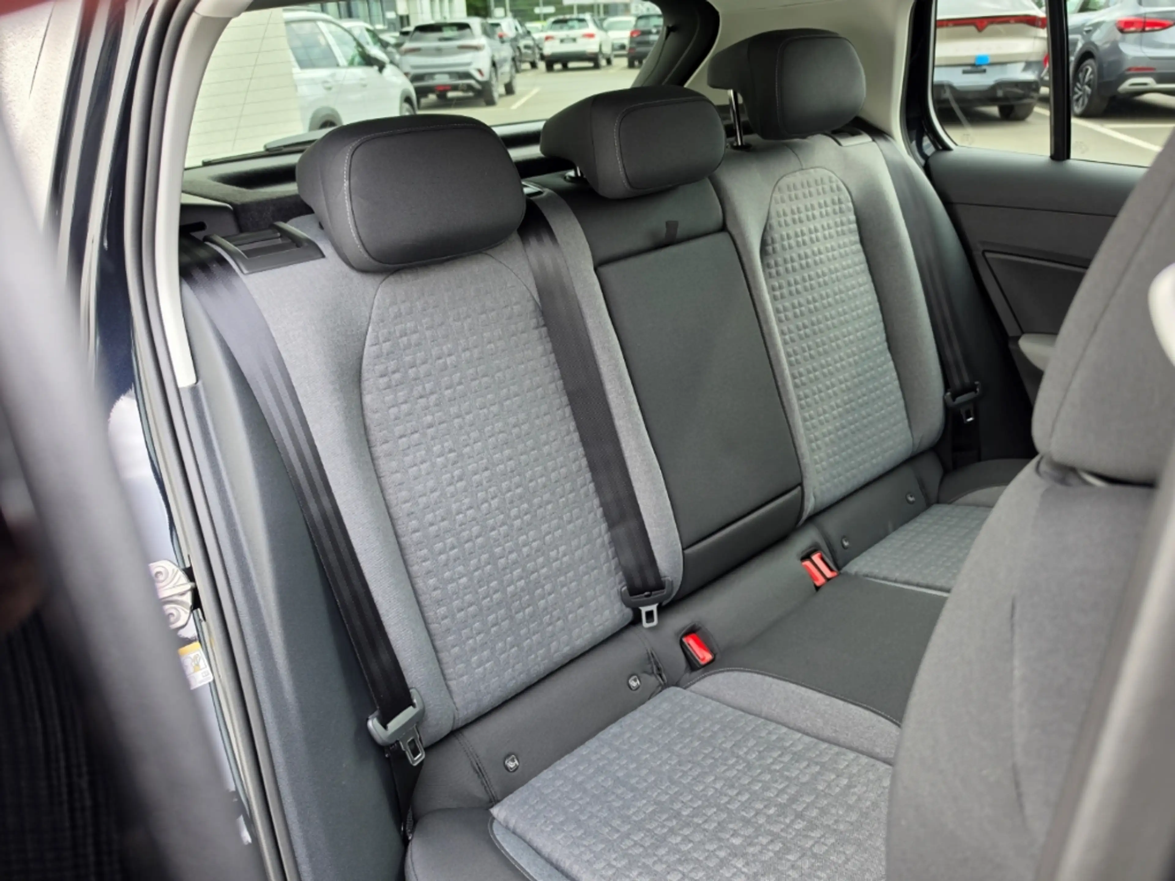 Skoda Epiq 55 Edition Eins - 56 kWh  Matrix Kessy ACC Shz 19A — photo 9