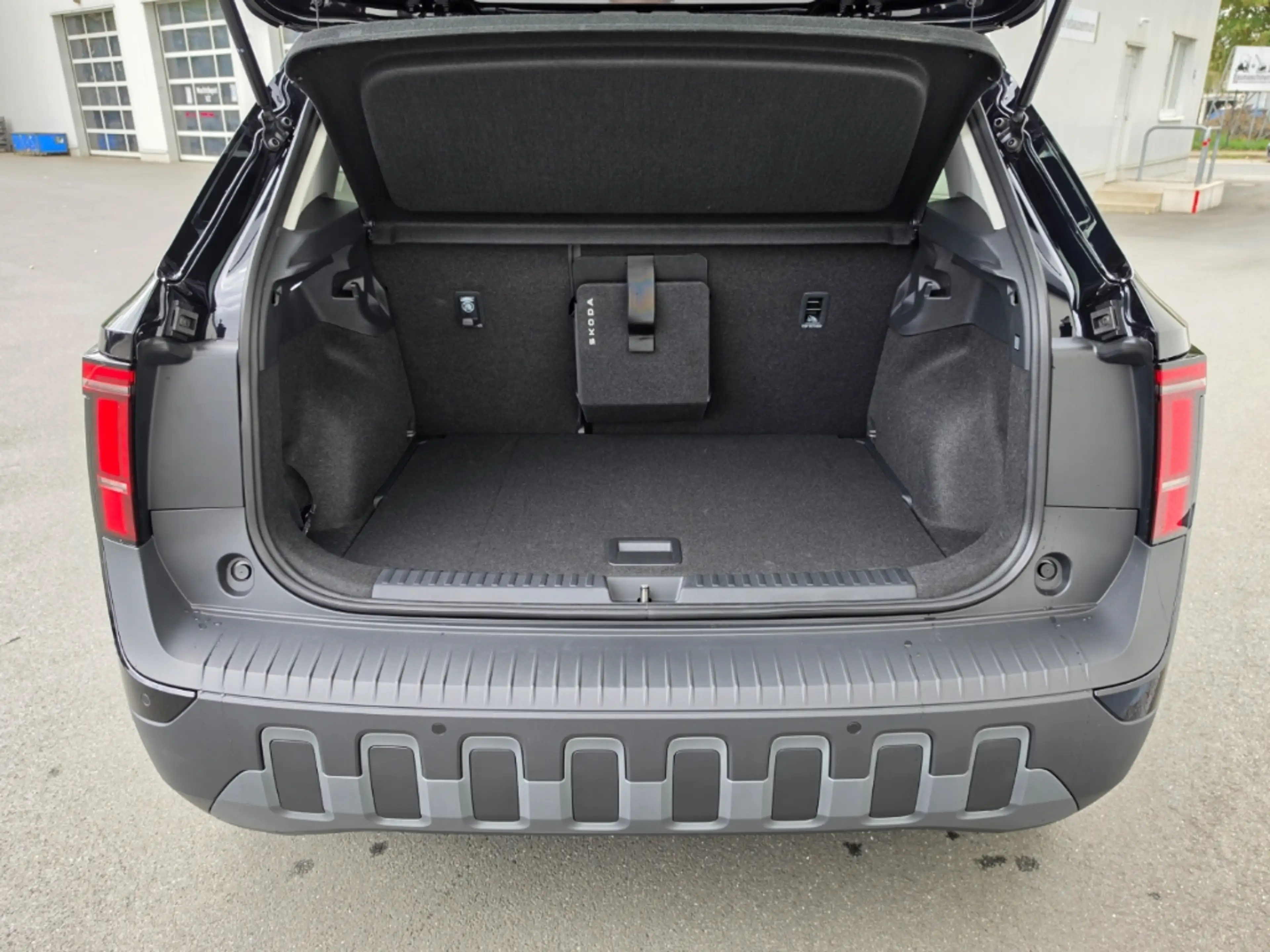 Skoda Epiq 55 Edition Eins - 56 kWh  Matrix Kessy ACC Shz 19A — photo 6