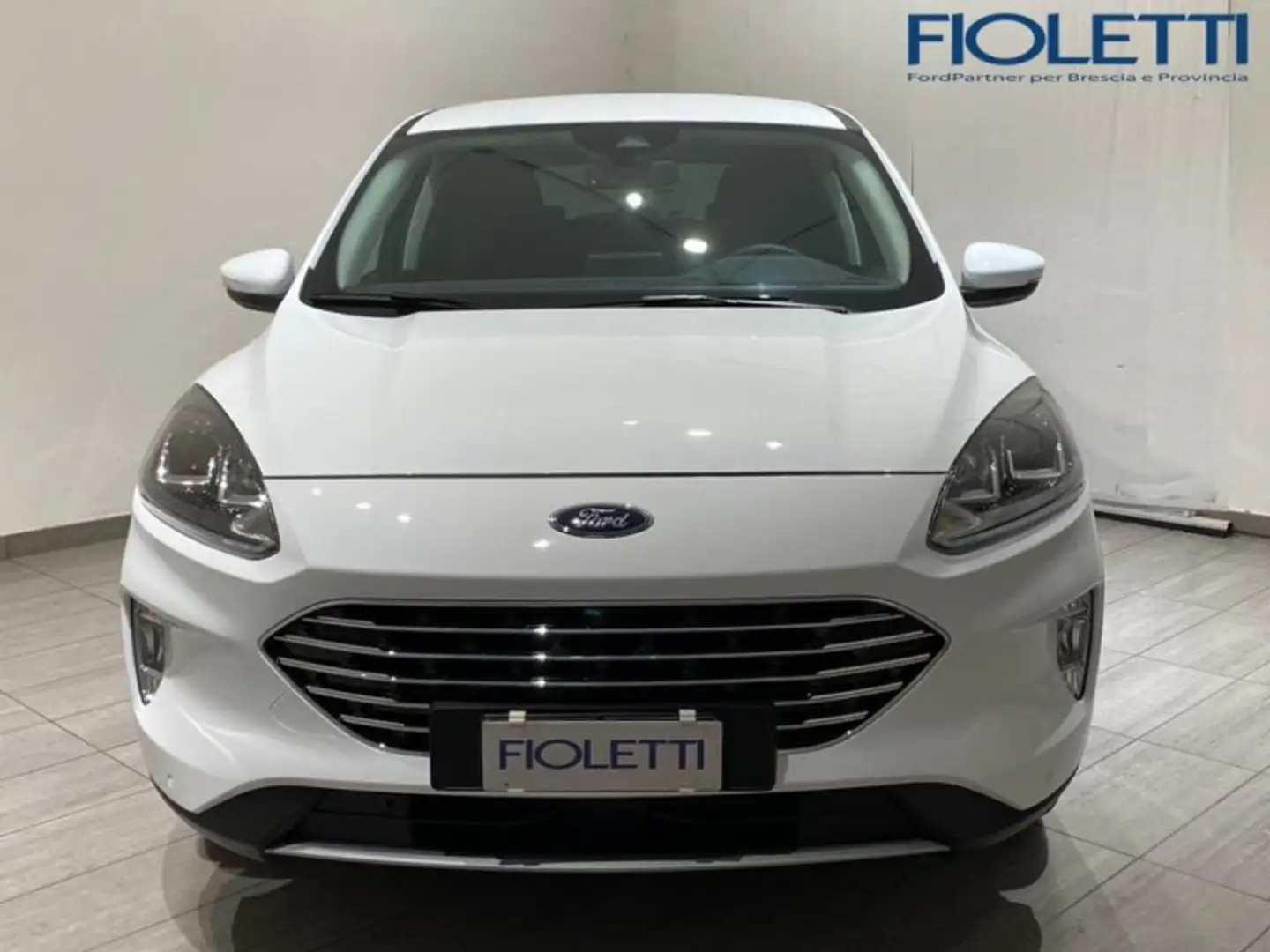 Ford Kuga 3ª SERIE 1.5 ECOBLUE 120 CV 2WD TITANIUM Wit - 2