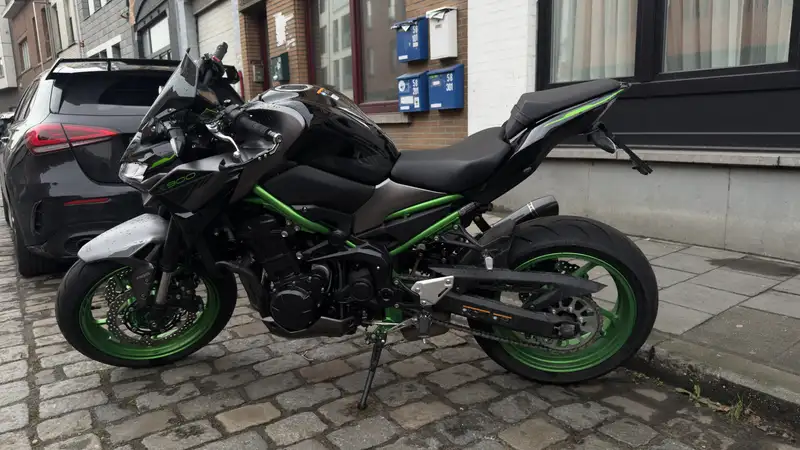 Kawasaki Z 900 - foto 3