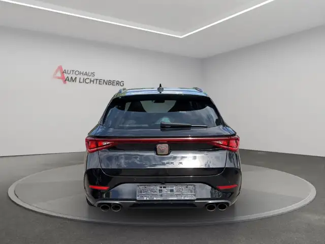 CUPRA Leon view 5