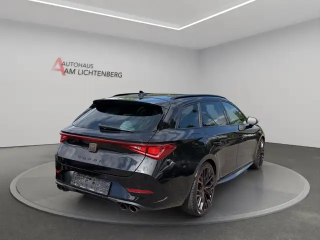 CUPRA Leon view 4