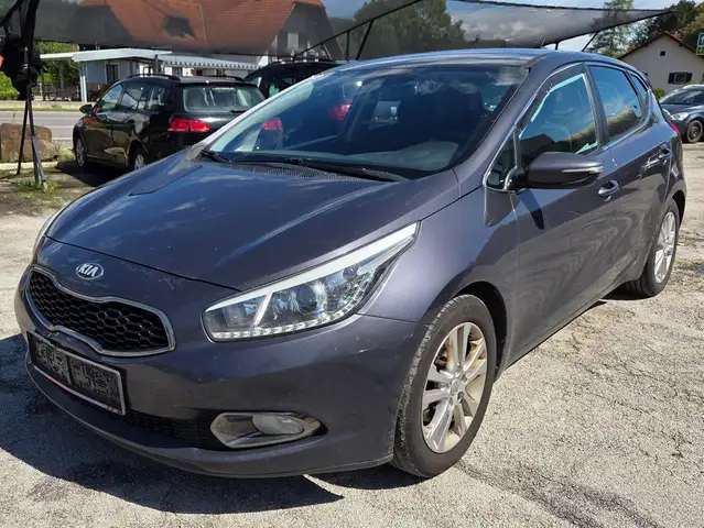 Kia Ceed / cee'd