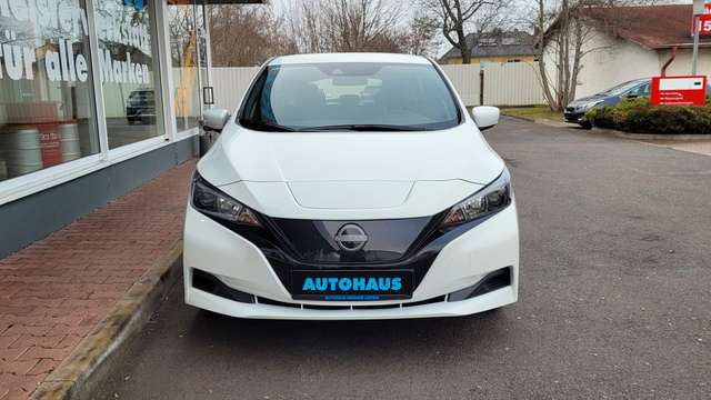 Nissan Leaf 150 PS 40KWH*AAC*SpurhalteA*TotwinkelA