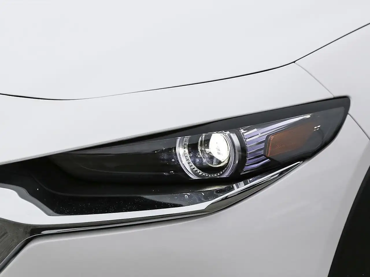 Mazda CX-30 снимка Mazda CX-30