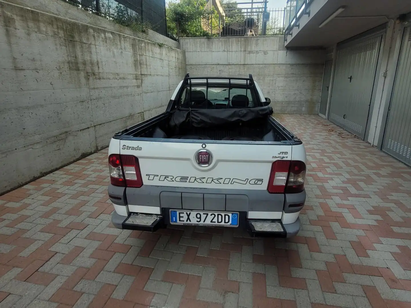 Fiat Strada Trekking Bianco - 2