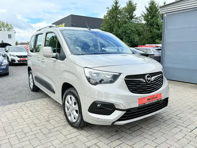 Opel Combo Life 1.2i turbo nieuwstaat