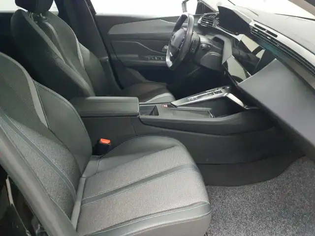 Peugeot 308 view 8
