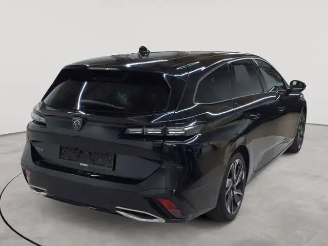 Peugeot 308 view 4