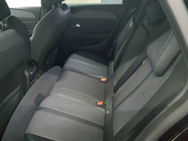 Peugeot 308 view 13