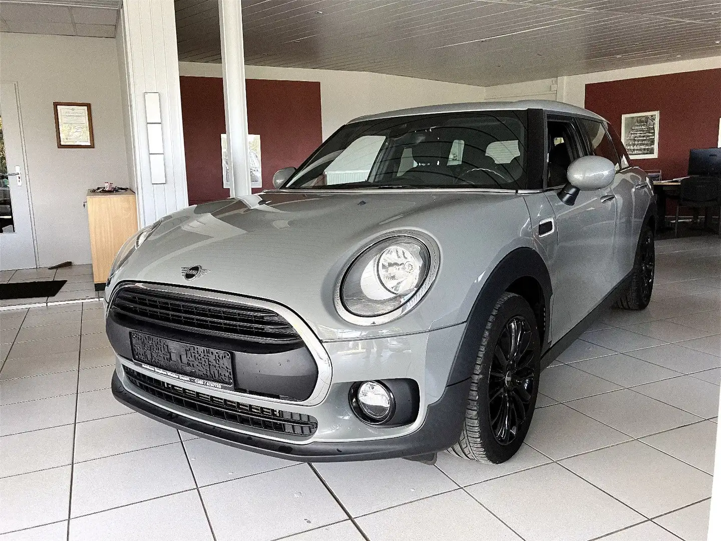 MINI One Clubman Clubman/1Hd/Garantie/AppleCar/Navi/ActiveGuard Grau - 1