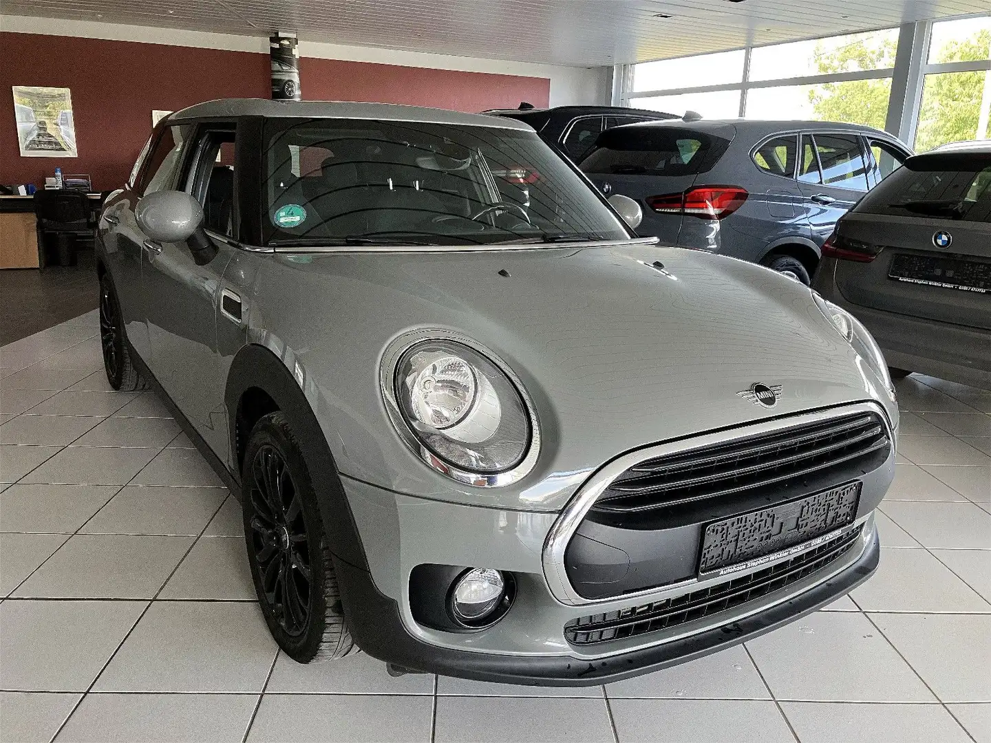 MINI One Clubman Clubman Automatik/AppleCar/Navi/ActiveGuard Gris - 1