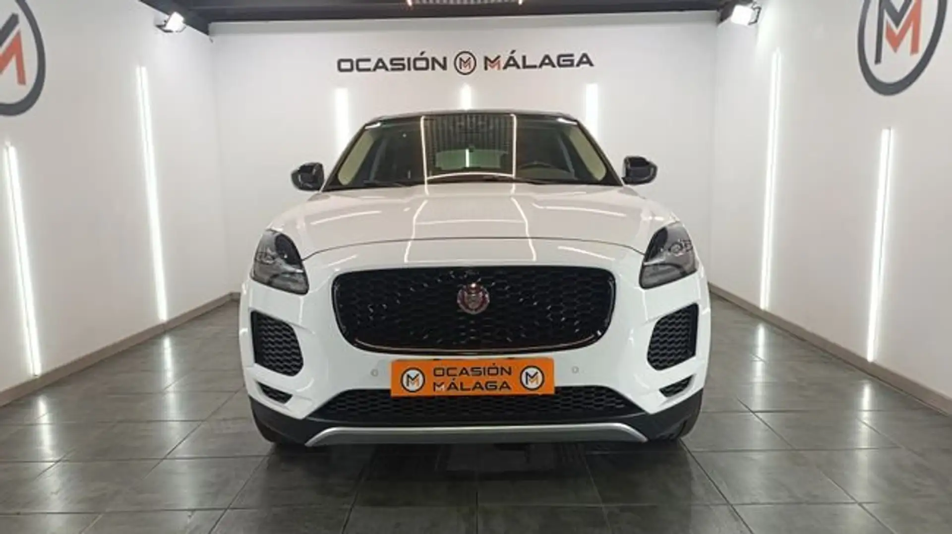 Jaguar E-Pace 2.0D 110kW R-Dynamic Blanc - 2