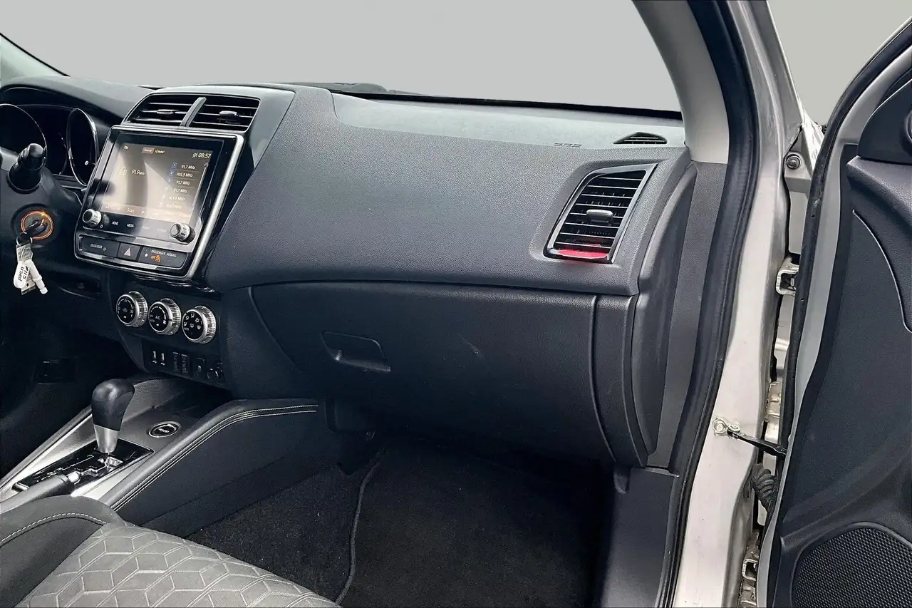 Mitsubishi RVR снимка Mitsubishi RVR