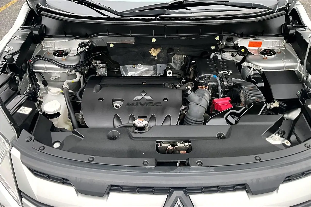 Mitsubishi RVR снимка Mitsubishi RVR
