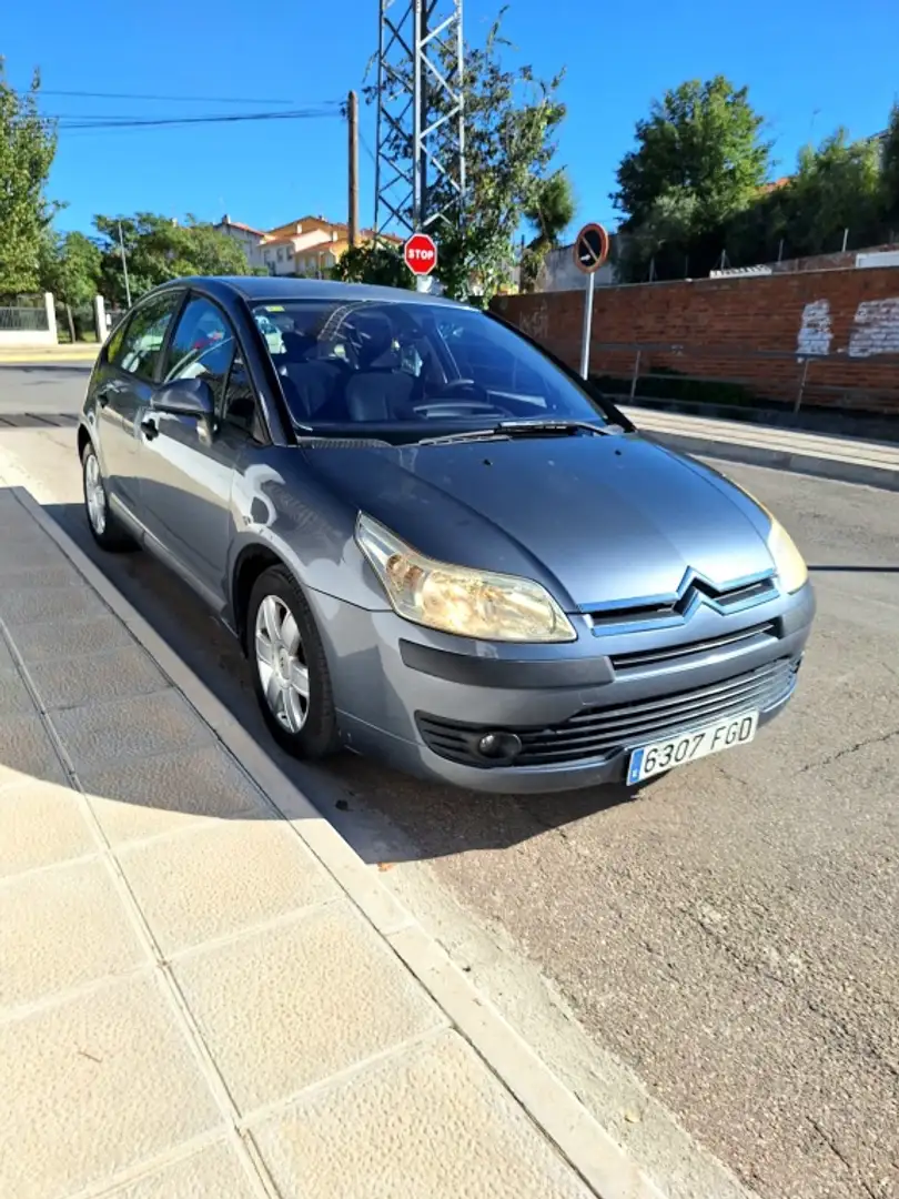 Citroen C4 1.6HDI LX 110 Gris - 2