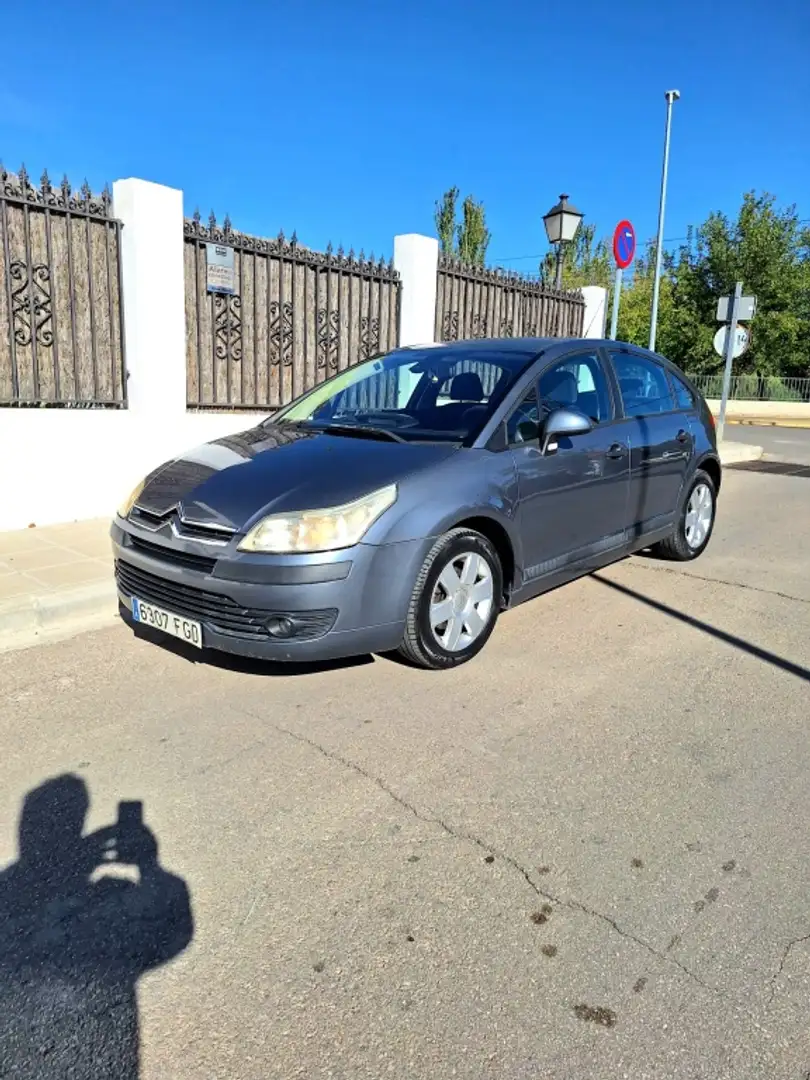Citroen C4 1.6HDI LX 110 Gris - 1