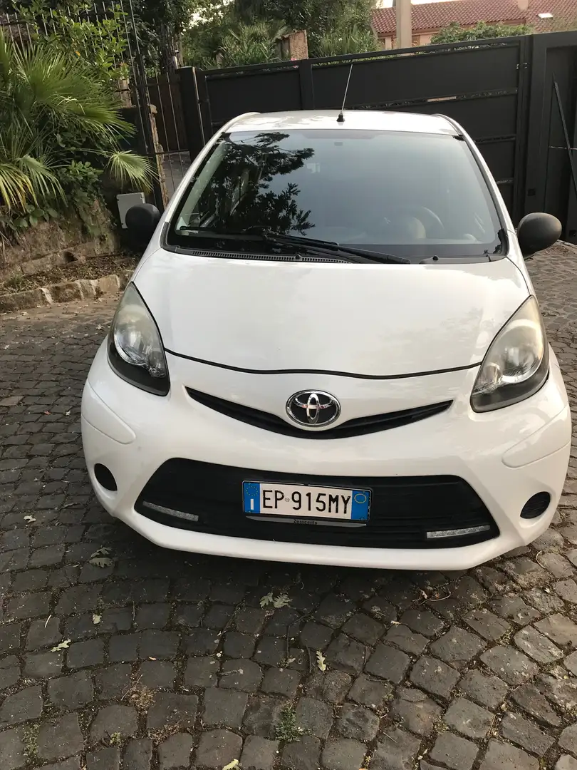 Toyota Aygo Aygo I 20125p 1.0 Active connect Bianco - 2