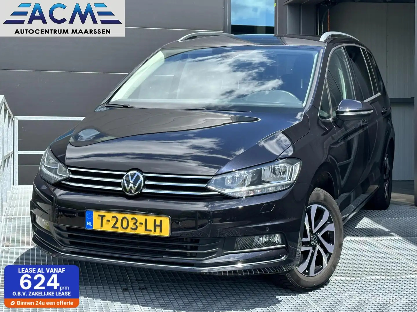 Volkswagen Touran 1.5 TSI Highline 7 persoons Zwart - 1