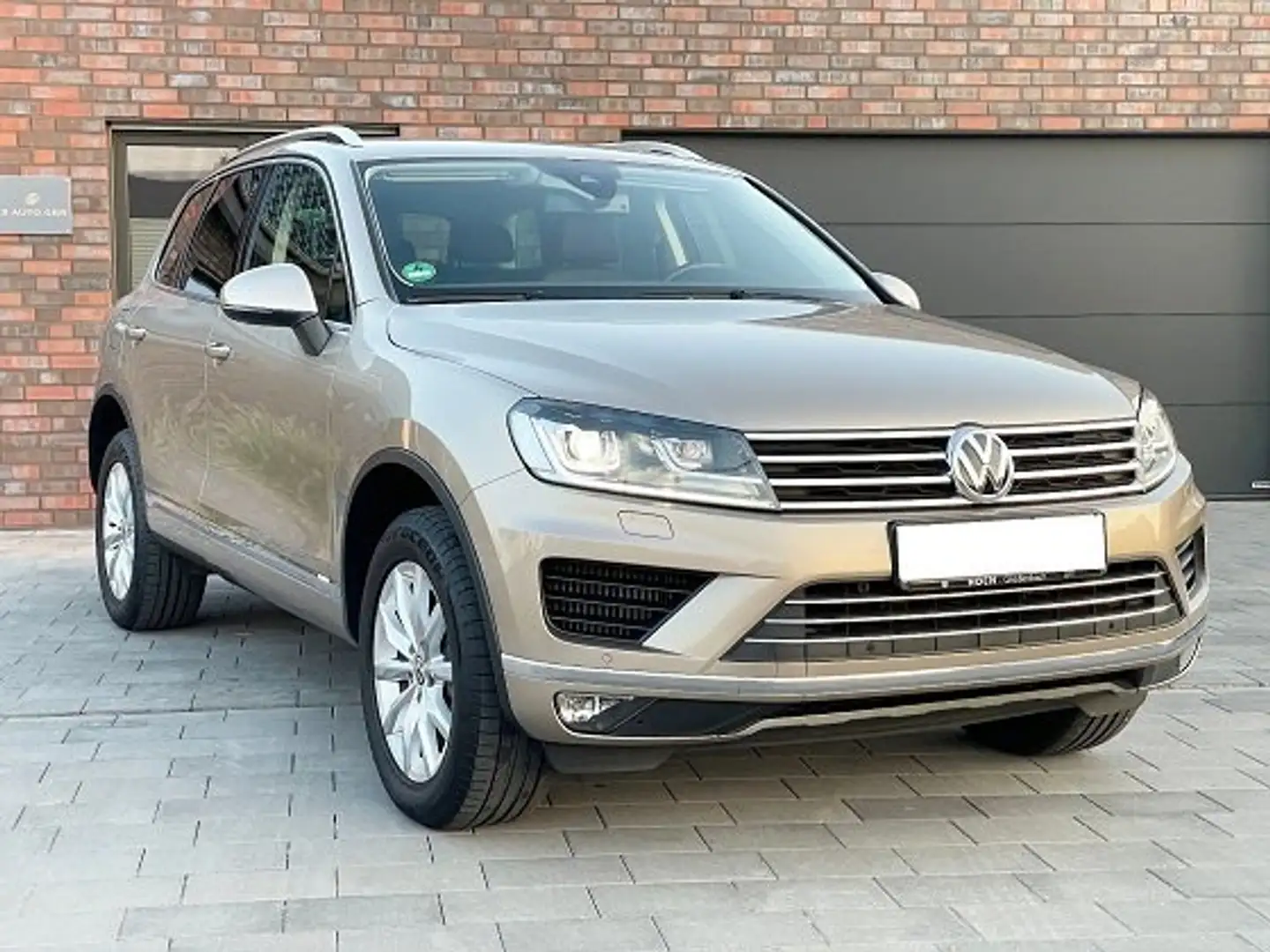 Volkswagen Touareg 3.0 V6 TDI SCR Blue Motion DPF Automatik Terrain T Beige - 2