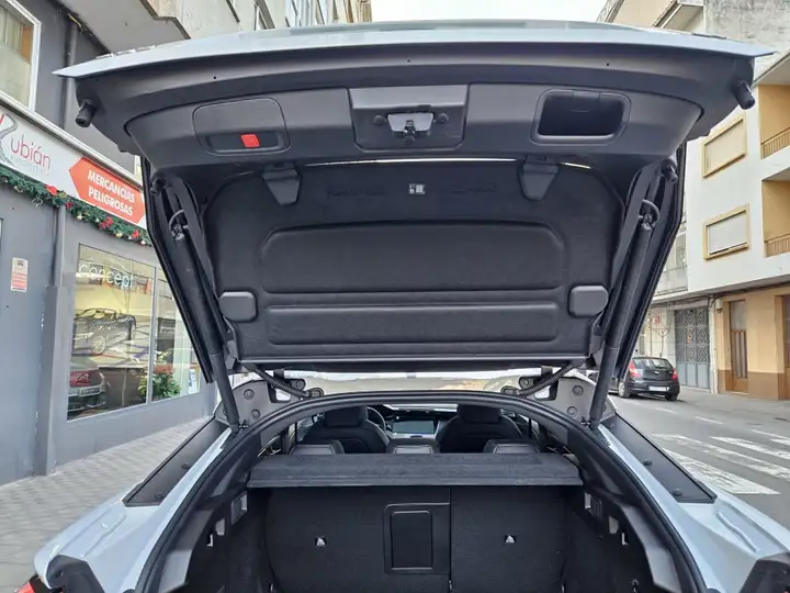 Peugeot 408 2025, foto 14