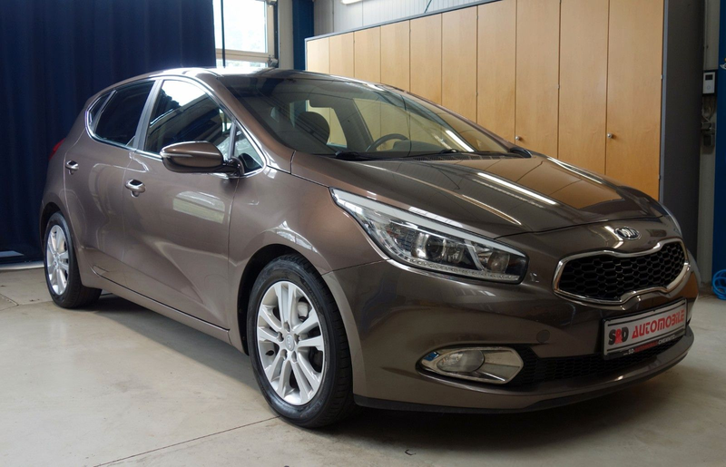 Kia Ceed / cee'd 2"Ceed FIFA World Cup Edition" — photo 7