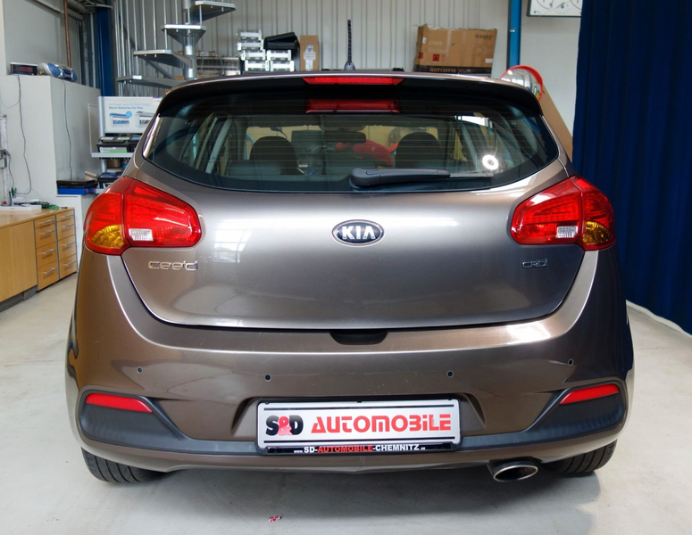 Kia Ceed / cee'd 2"Ceed FIFA World Cup Edition" — photo 4