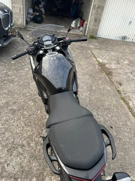 Kawasaki ER - 6 F - foto 3