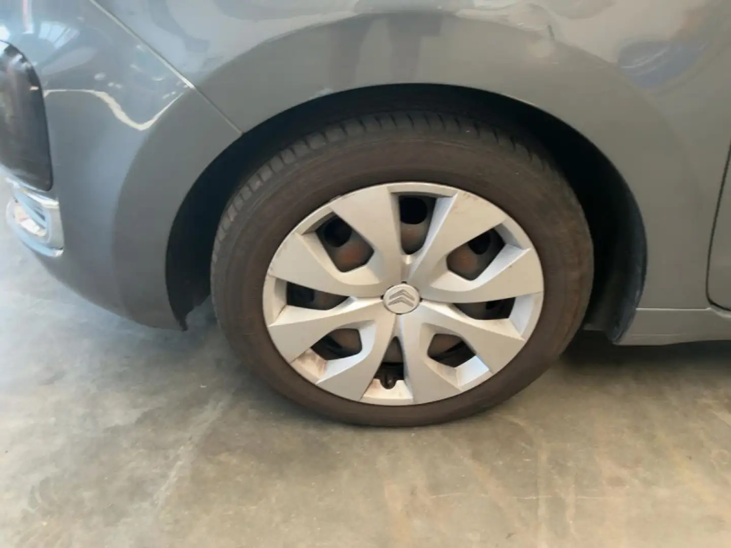 Citroen C3 Picasso 1.6 HDI90 CONFORT Gris - 2