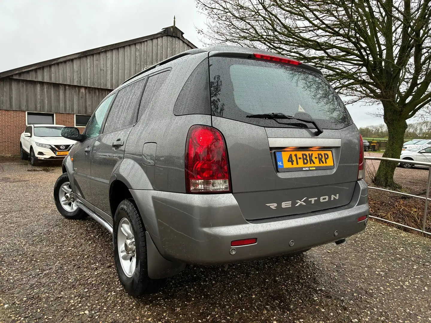 SsangYong Rexton RX 290 HR | Automaat + 4x4 + Grijs kenteken + Clim - 2