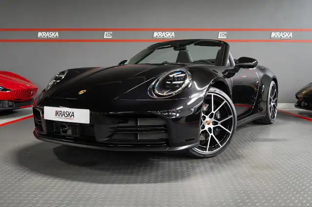 Porsche 911 view 2