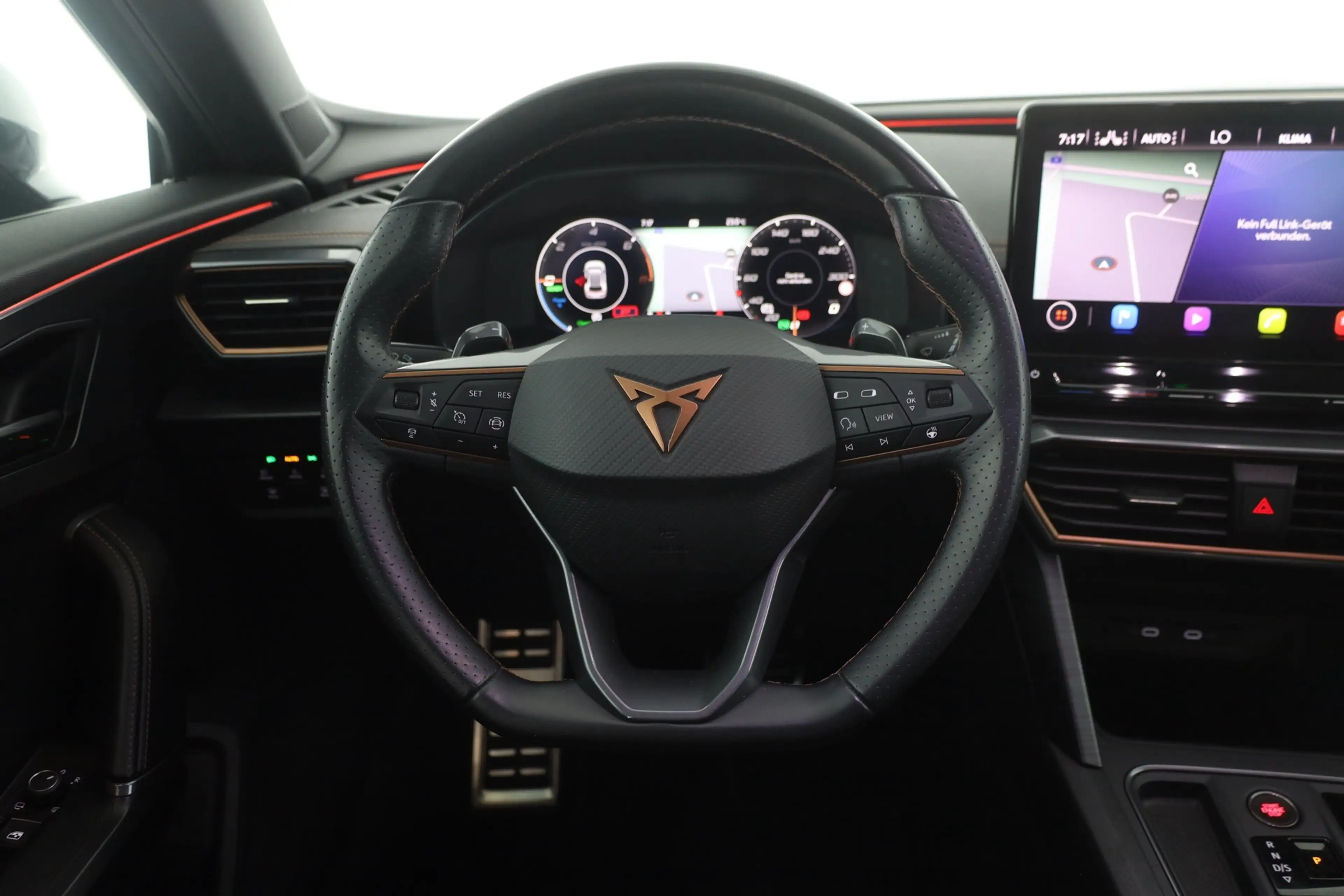 CUPRA Formentor 1.4 TSI DSG e-Hybrid VZ Standheizung — photo 14