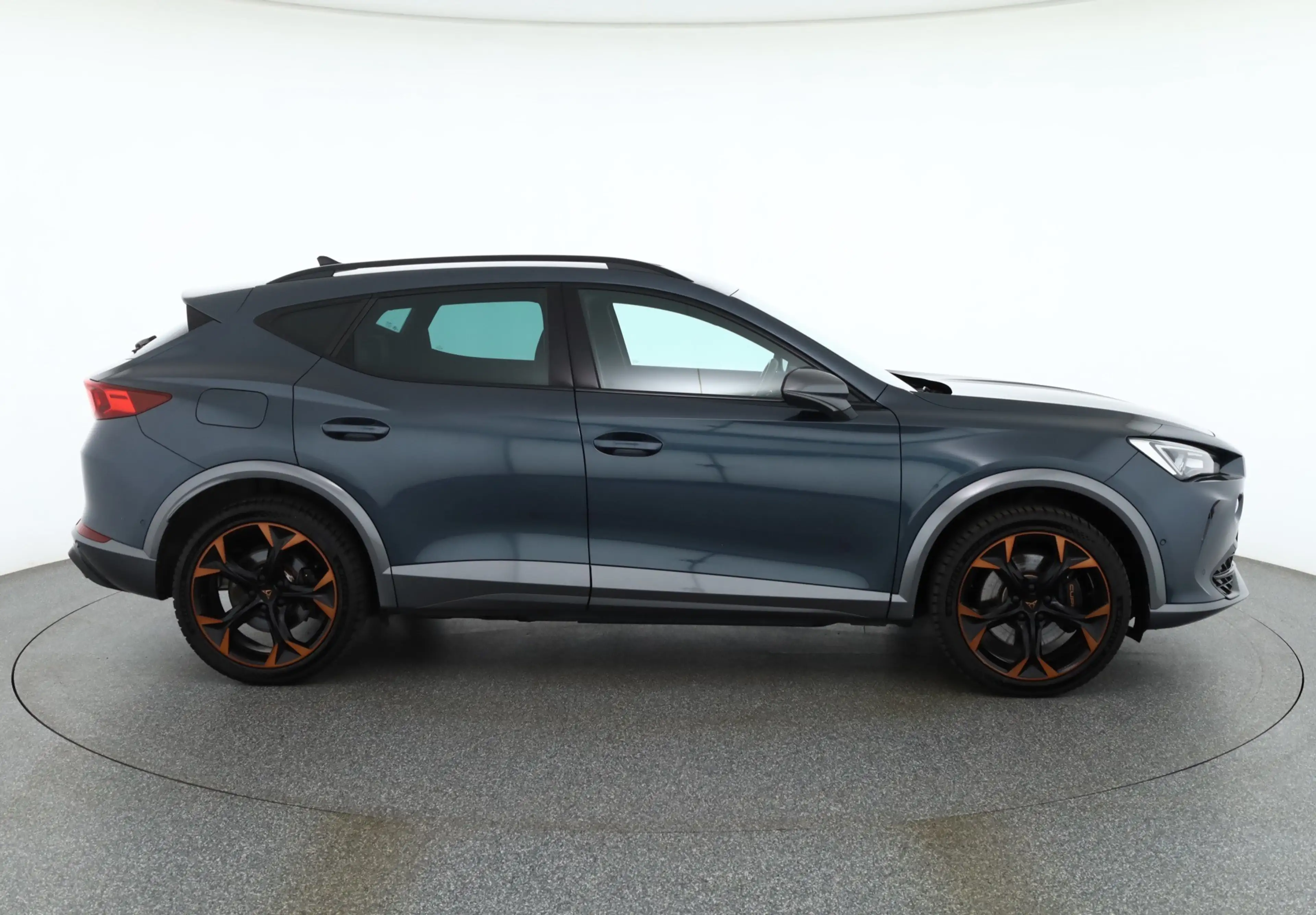 CUPRA Formentor 1.4 TSI DSG e-Hybrid VZ Standheizung — photo 6