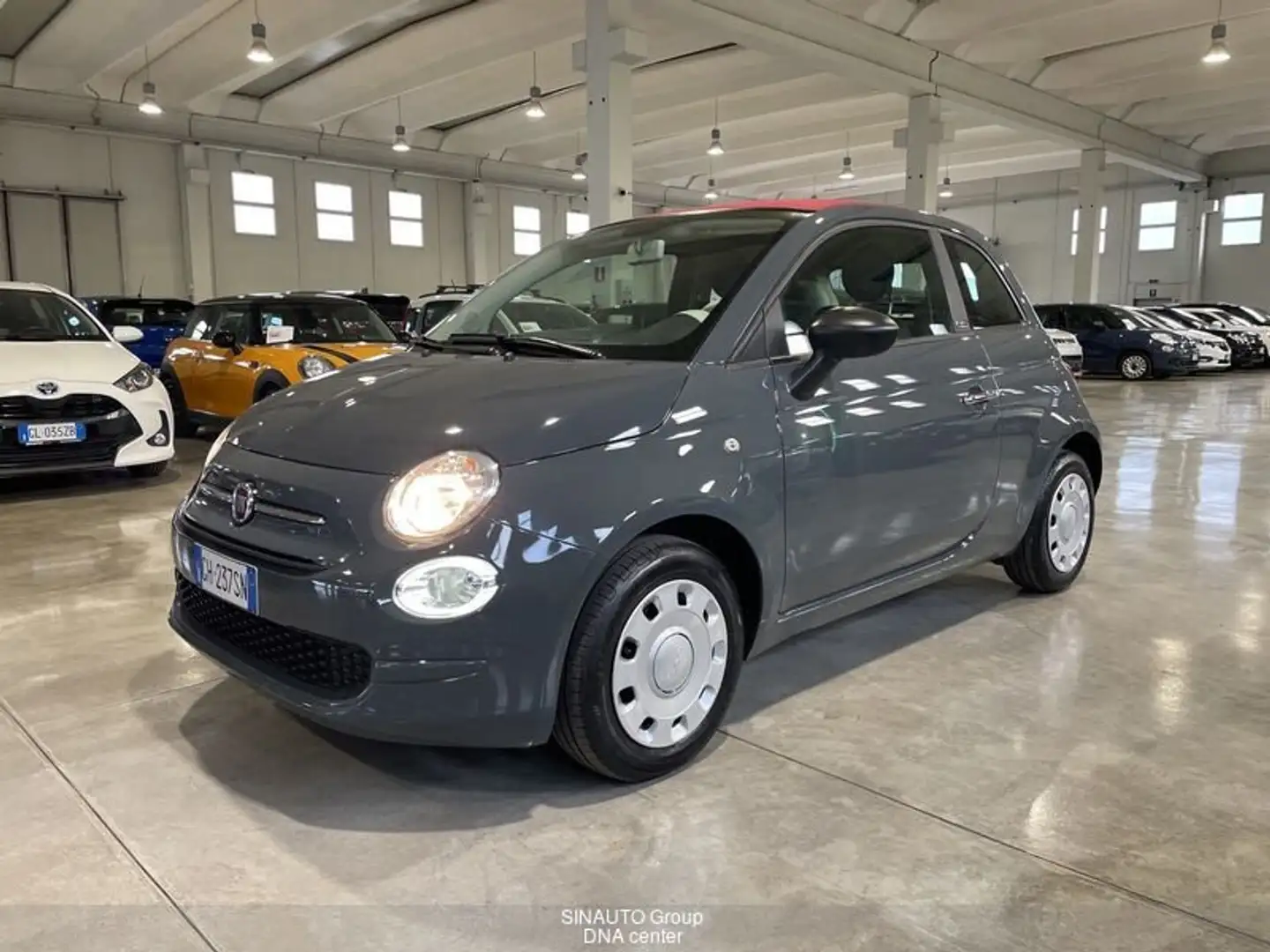 Fiat 500C 1.0 Hybrid CABRIO Grigio - 1