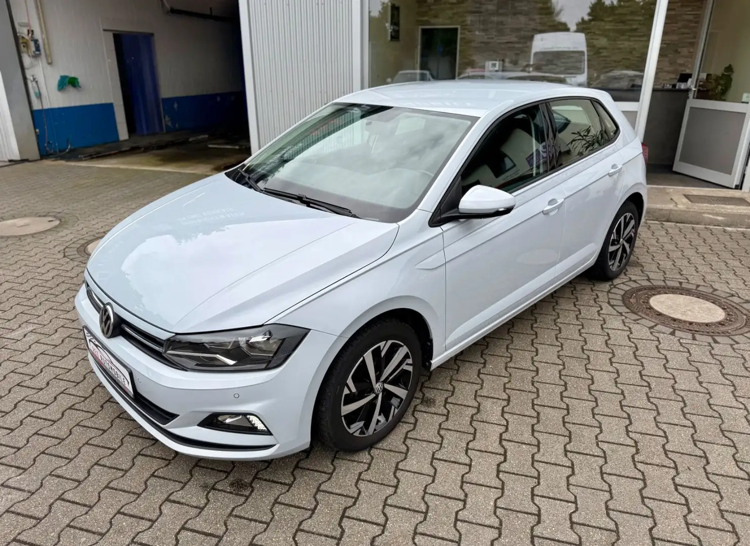 Volkswagen Polo VI Comfortline * aus erster Hand* Zilver - 1