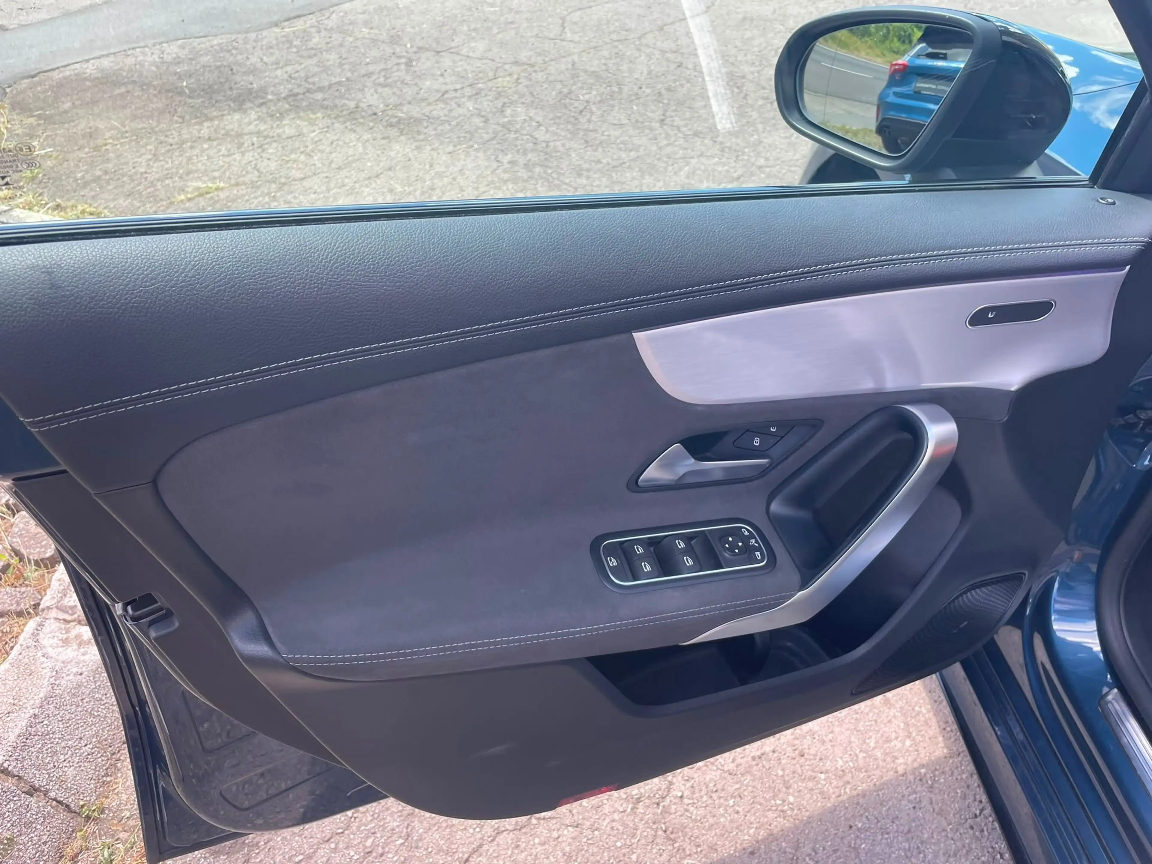 Mercedes-Benz A 35 AMG 4Matic Speedshift DCT 7G GARANTIE JUSQU'A 36 MOIS — photo 8