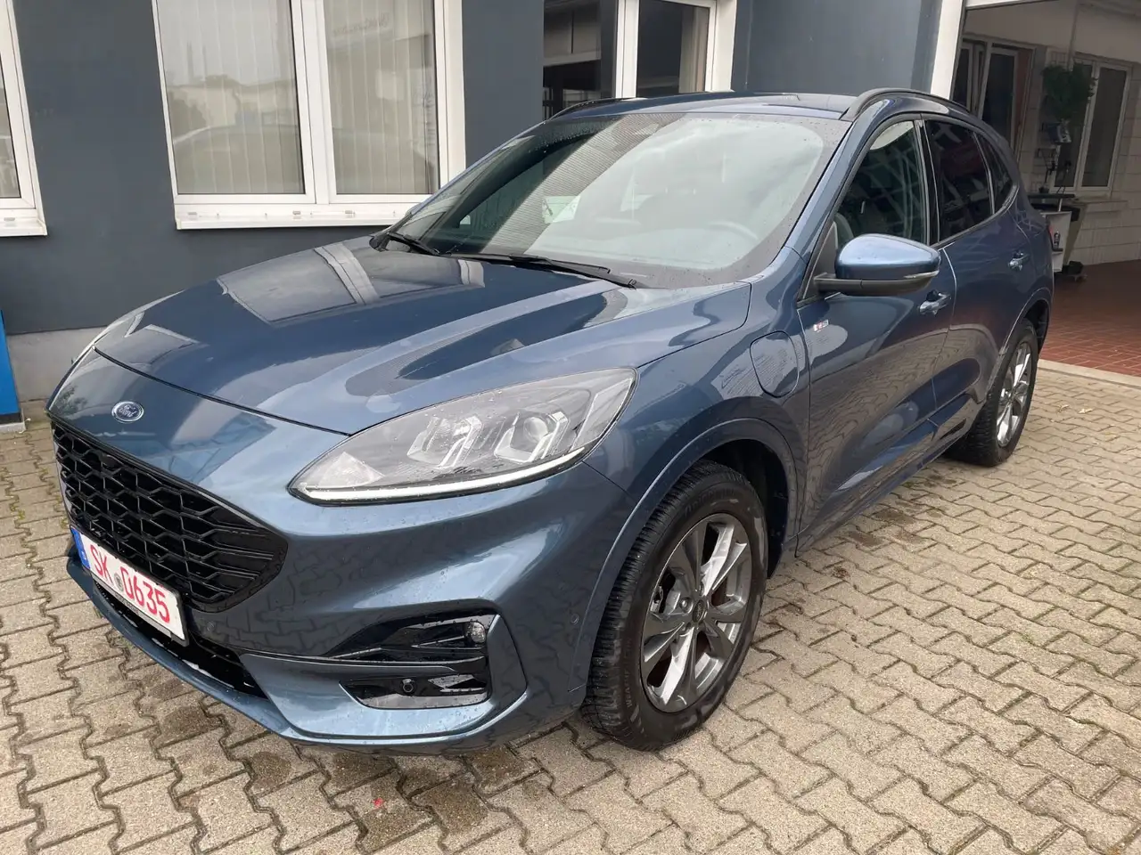 Ford Kuga PHEV ST-Line 225Ps NAVi/FSH/SHZ/18''/ACC — photo 1 of 9