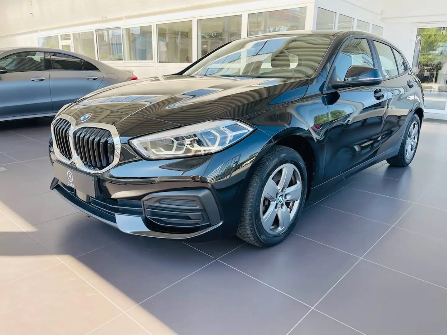 BMW 116 d *** GARANTIE + LED + GPS *** Zwart - 1