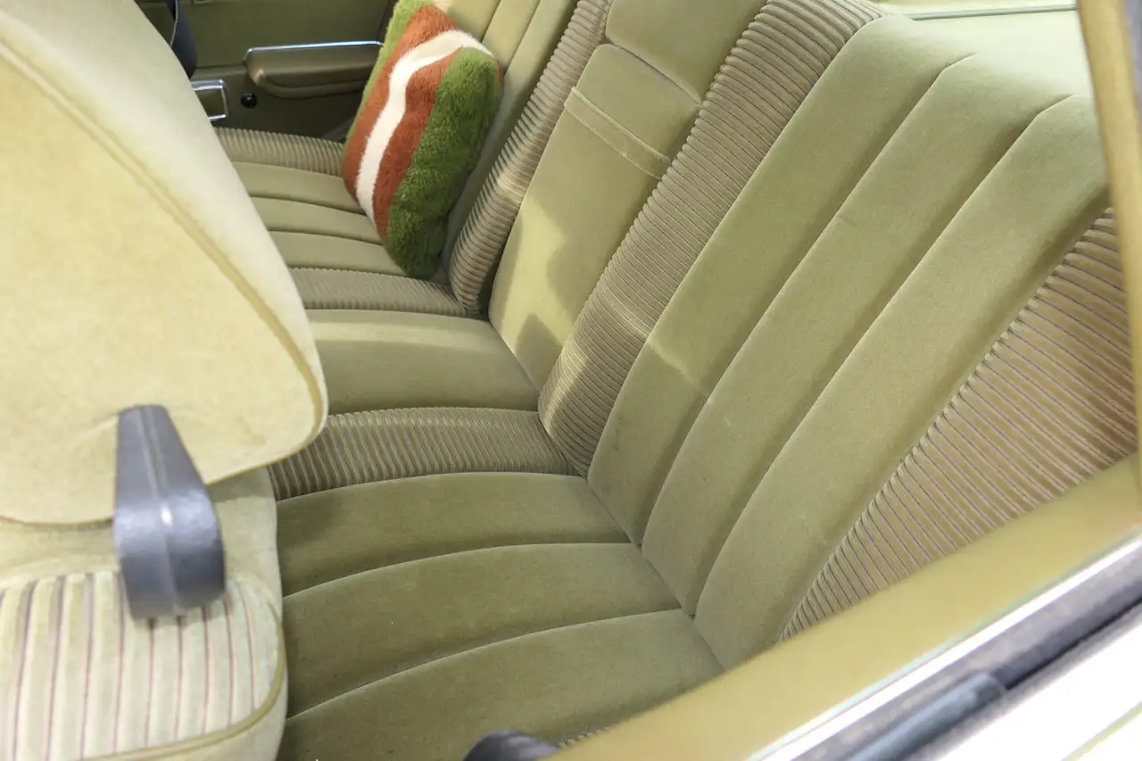 Mercedes-Benz SLC 350 107, foto 10